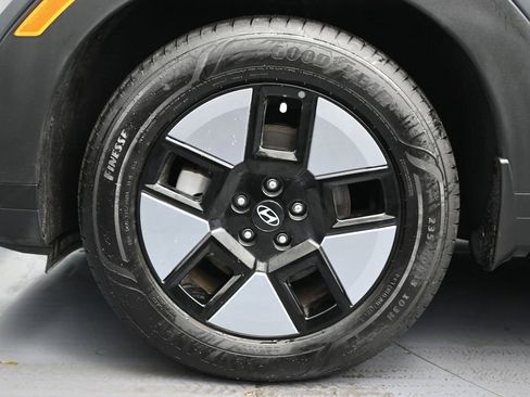 Used 2024 Hyundai Santa Fe SEL image 11