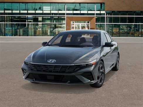 New 2026 Hyundai Elantra Sport image 6
