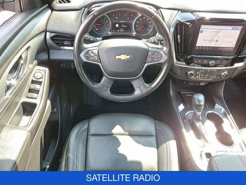 Used 2022 Chevrolet Traverse LT w/ LT Premium Package image 14