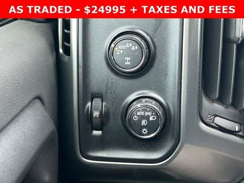 Used 2018 Chevrolet Silverado 1500 LT w/ All Star Edition AWD/4WD image 19