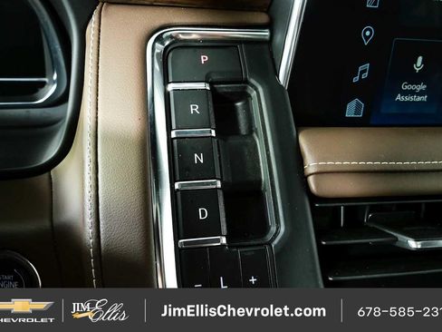 Certified 2023 Chevrolet Tahoe High Country AWD/4WD image 38