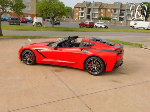 Used 2018 Chevrolet Corvette Stingray Coupe w/ 1LT image 15