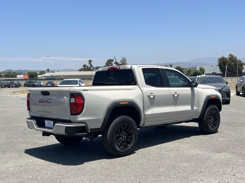 New 2026 GMC Canyon Elevation w/ Convenience Package AWD/4WD image 3