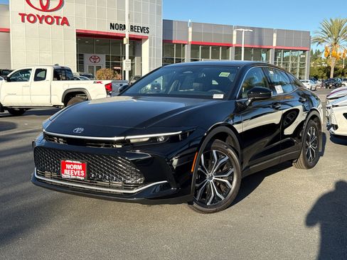 New 2026 Toyota Crown XLE image 2