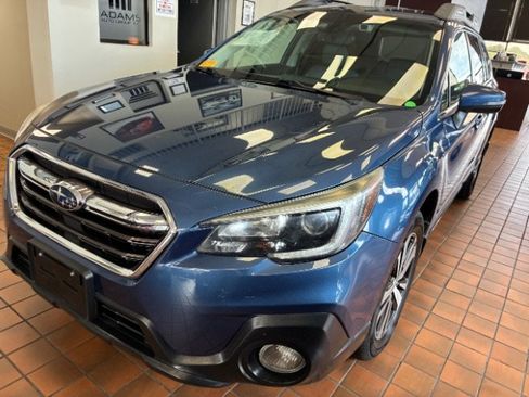 Used 2019 Subaru Outback 2.5i Limited AWD/4WD image 8