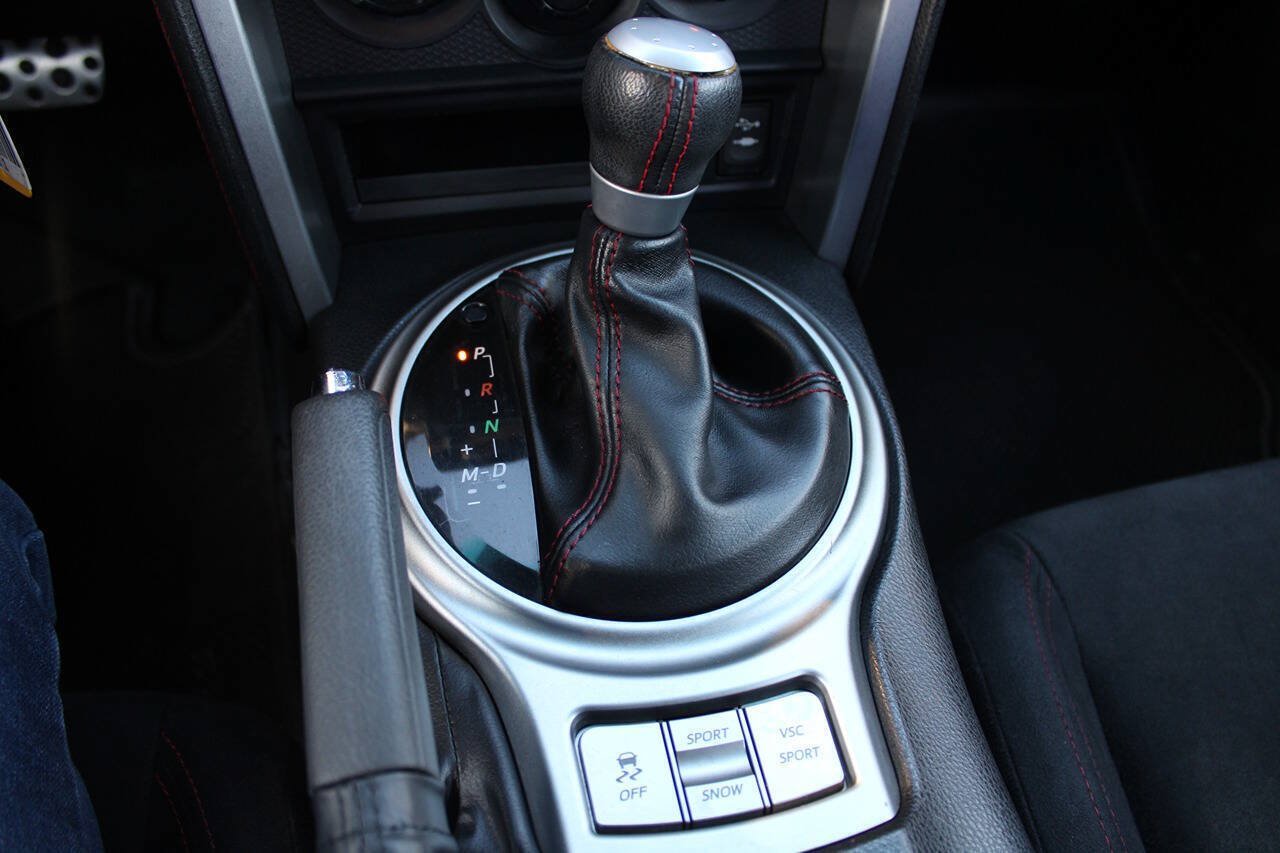 Used 2014 Scion FR-S RWD image 24