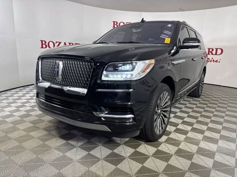 Used 2019 Lincoln Navigator Reserve image 4