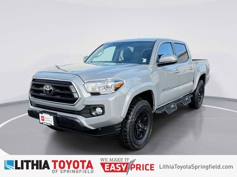 Certified 2020 Toyota Tacoma SR5 image 1