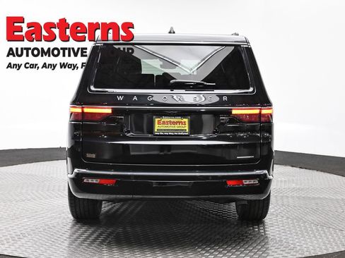 Used 2024 Jeep Wagoneer Series II AWD/4WD image 6
