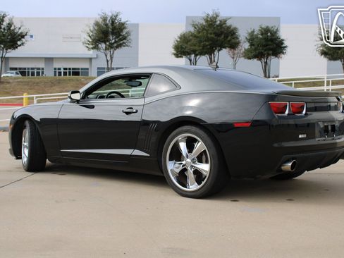 Used 2012 Chevrolet Camaro SS w/ Orange Stripe Package image 10