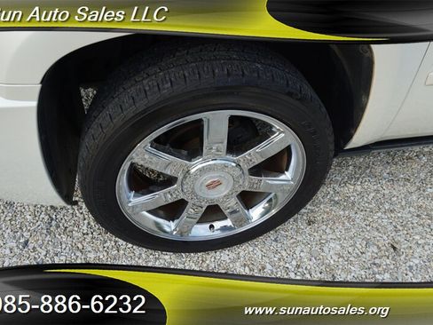 Used 2014 Cadillac Escalade Premium RWD image 29