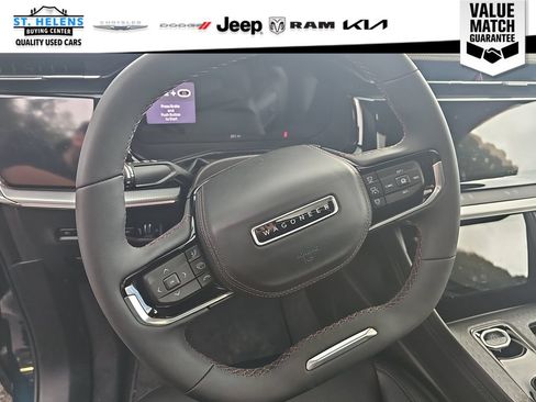 Used 2024 Jeep Wagoneer Limited AWD/4WD image 17