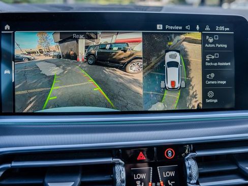 Used 2023 BMW X5 sDrive40i w/ M Sport Package image 11