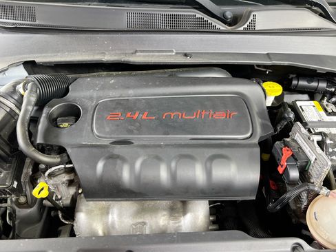 Used 2022 Jeep Compass Limited AWD/4WD image 28