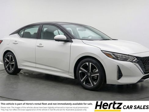 Used 2025 Nissan Sentra SV image 1