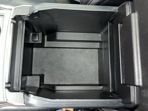 Certified 2022 Ford F250 Platinum image 30