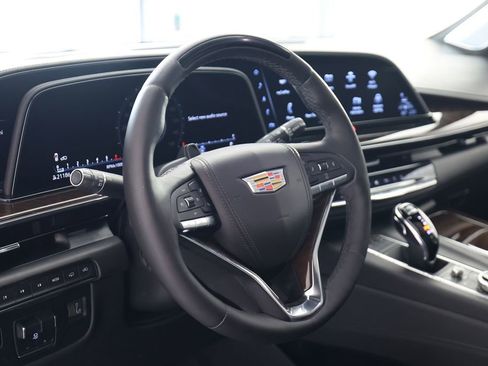 Used 2024 Cadillac Escalade ESV Premium Luxury Platinum w/ Heavy-Duty Trailer Package AWD/4WD image 20