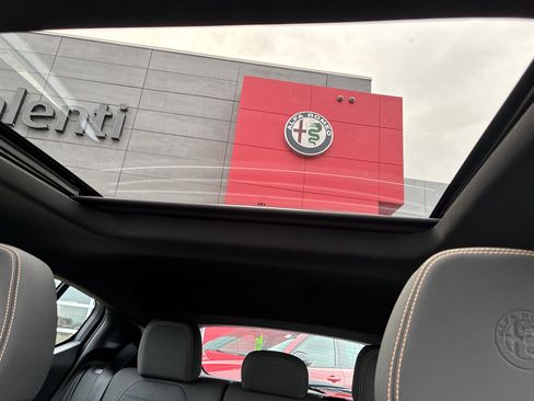 Certified 2024 Alfa Romeo Tonale Ti image 26