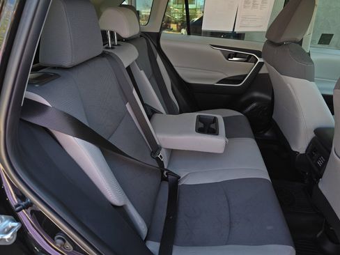 Used 2025 Toyota RAV4 XLE w/ Convenience Package image 27