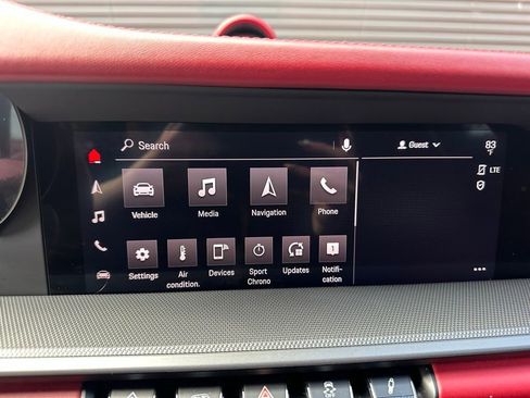 Certified 2022 Porsche 911 Targa 4S AWD/4WD image 32
