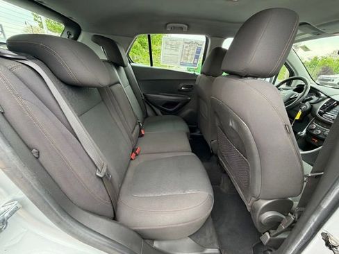Certified 2017 Chevrolet Trax LS AWD/4WD image 28