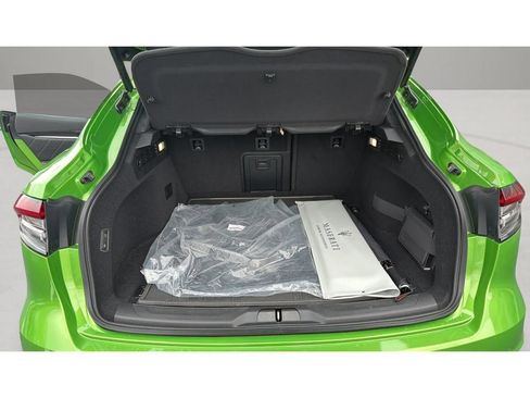 Used 2023 Maserati Levante Modena image 26