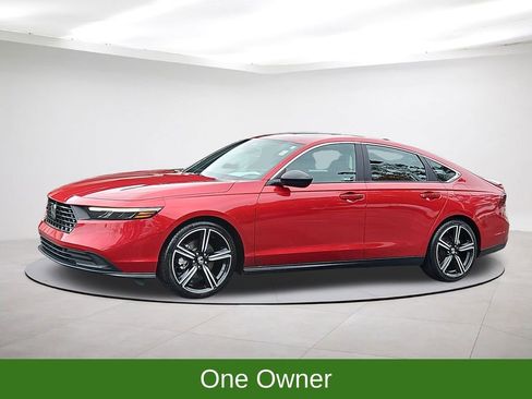 Used 2023 Honda Accord Sport image 3