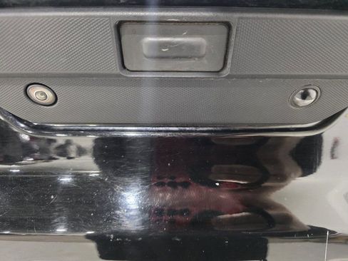 Used 2019 Chevrolet Silverado 1500 LTZ image 28