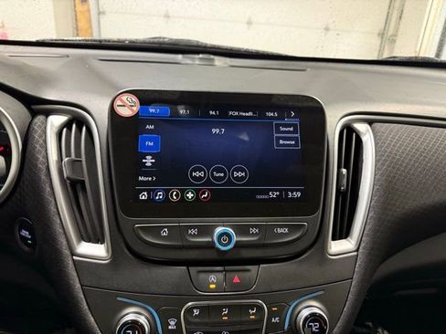 Certified 2025 Chevrolet Malibu LT image 15