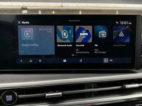 Used 2025 Hyundai Santa Fe SEL image 30