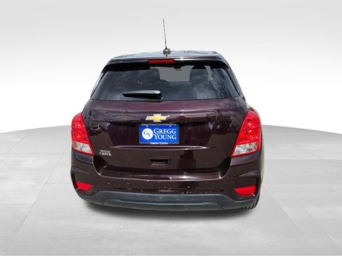 Used 2020 Chevrolet Trax LS w/ Tint and Cruise Package FWD image 8
