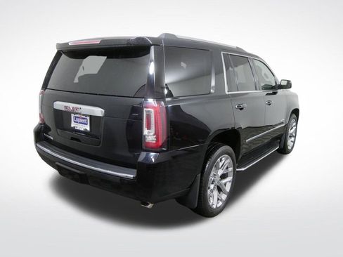 Used 2017 GMC Yukon Denali w/ Open Road Package AWD/4WD image 4