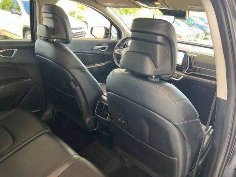 Certified 2024 Kia Sportage EX FWD image 15