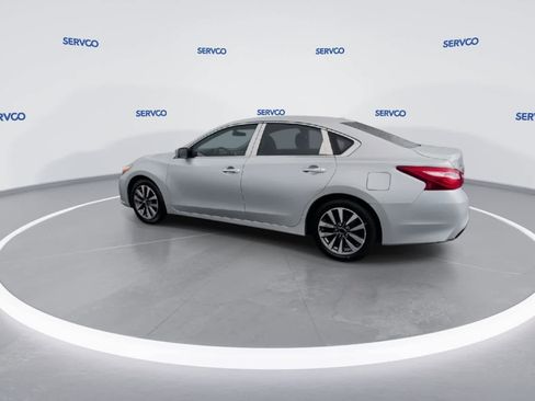 Used 2017 Nissan Altima 2.5 SV image 5