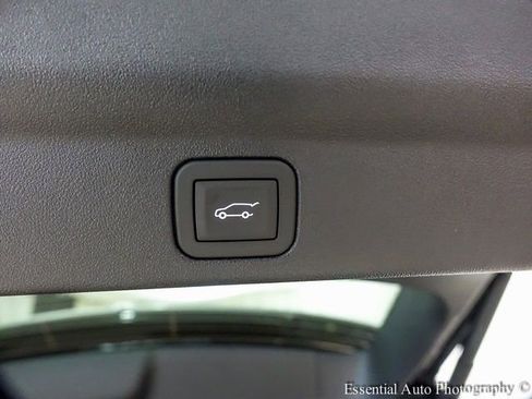 New 2026 Cadillac Escalade IQ Luxury 1 w/ LPO, Radiant Package image 22