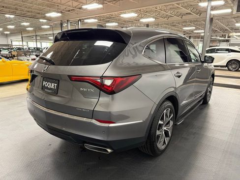 Used 2024 Acura MDX SH-AWD w/ Technology Package image 4