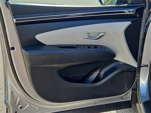 Used 2023 Hyundai Tucson SEL image 18