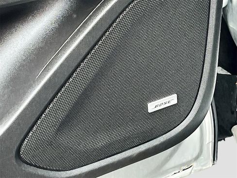 Used 2018 GMC Terrain SLT w/ Preferred Package image 19