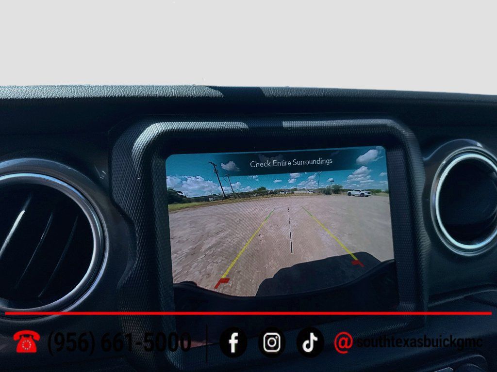 Used 2023 Jeep Gladiator Overland AWD/4WD image 18