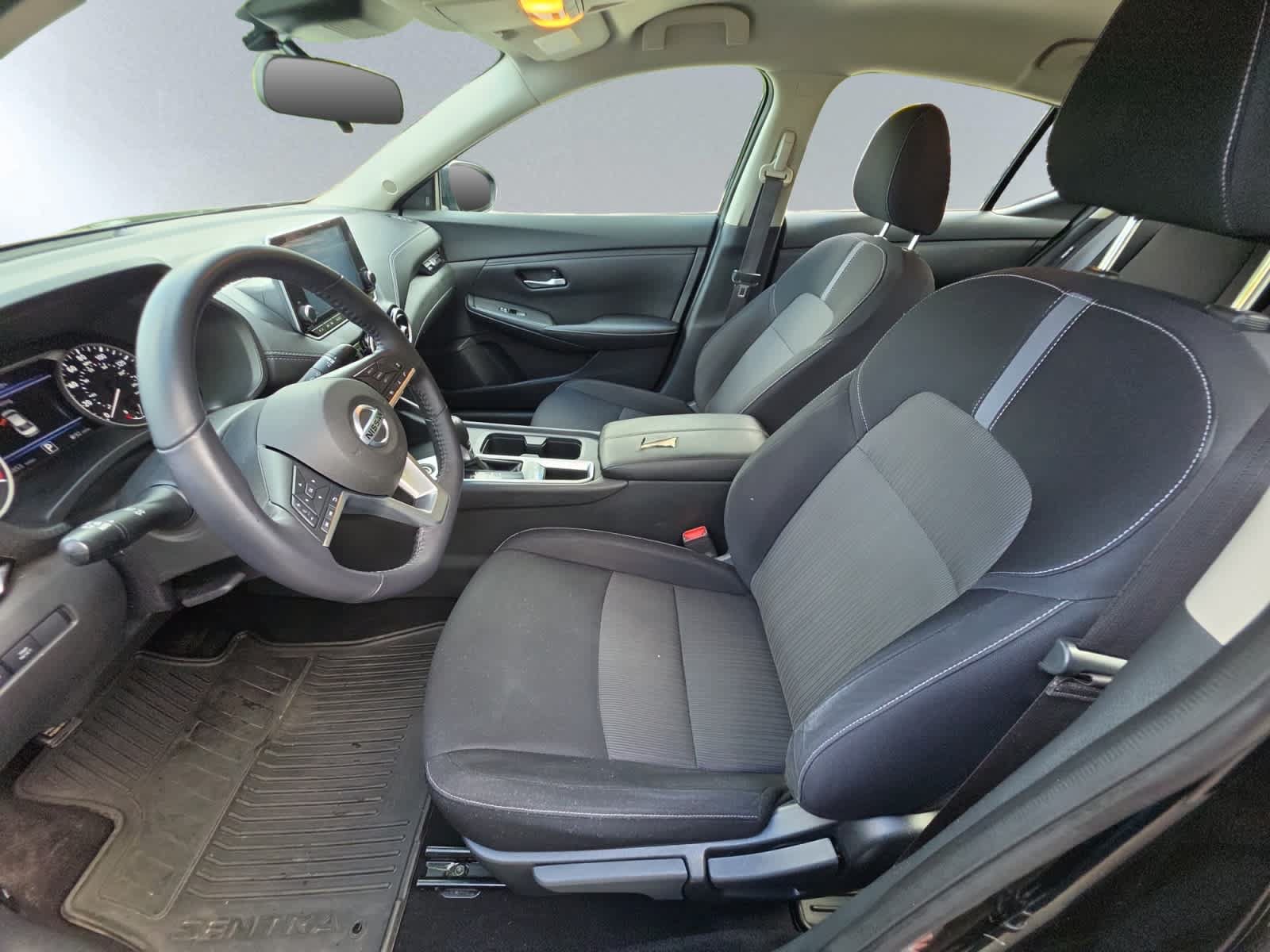 Used 2020 Nissan Sentra SV FWD image 7