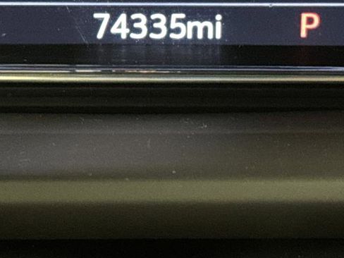 Used 2022 GMC Sierra 2500 Denali w/ Denali Ultimate Package image 6