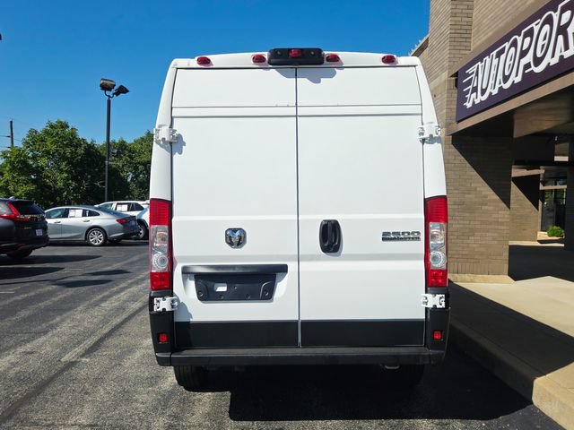 Used 2023 RAM ProMaster 2500 FWD image 7