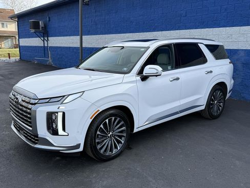 Used 2024 Hyundai Palisade Calligraphy image 5