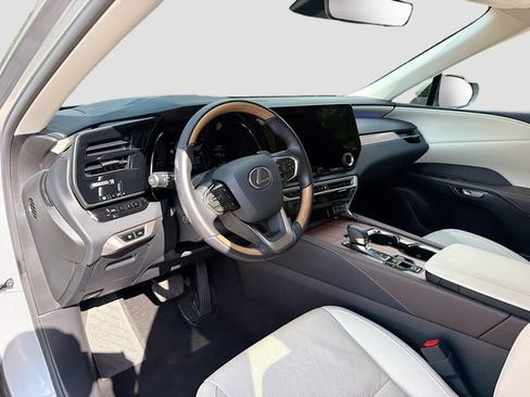 Used 2025 Lexus RX 350 FWD image 27