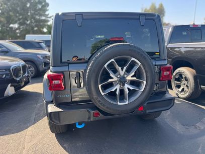 Used 2024 Jeep Wrangler Unlimited w/ Convenience Group