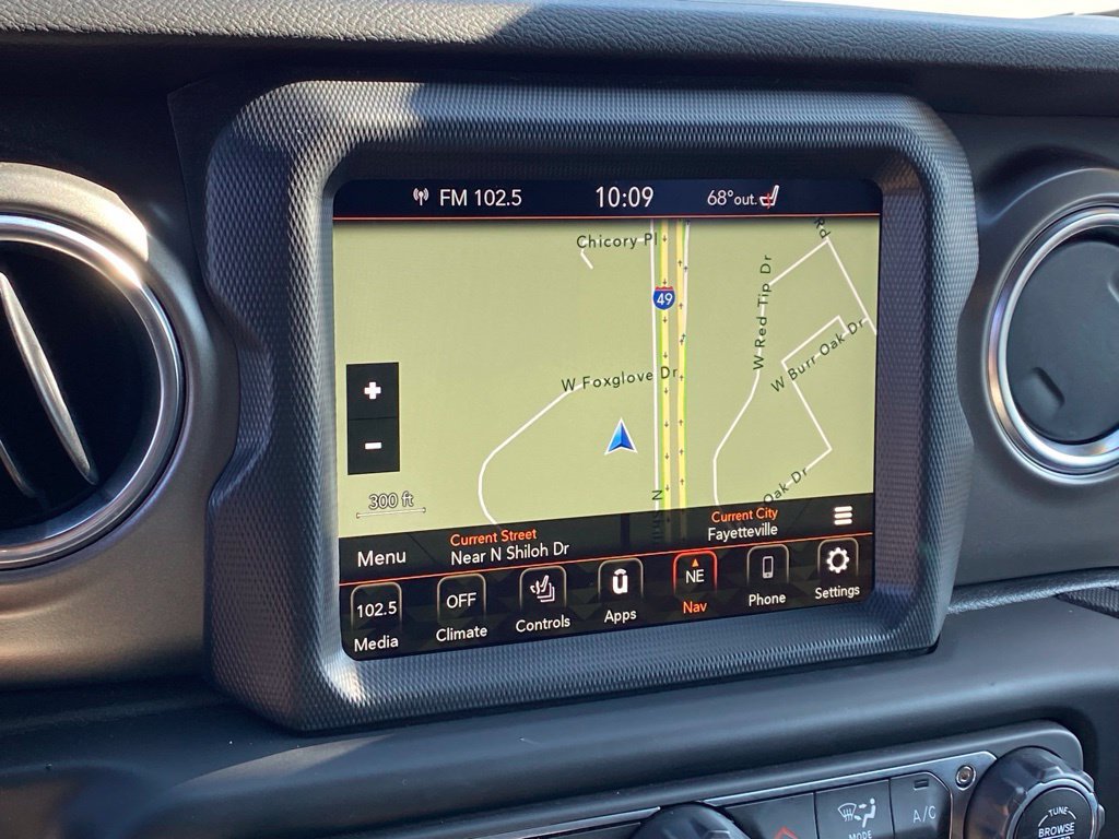 Used 2023 Jeep Wrangler Unlimited Rubicon 4xe w/ Cold Weather Group AWD/4WD image 19