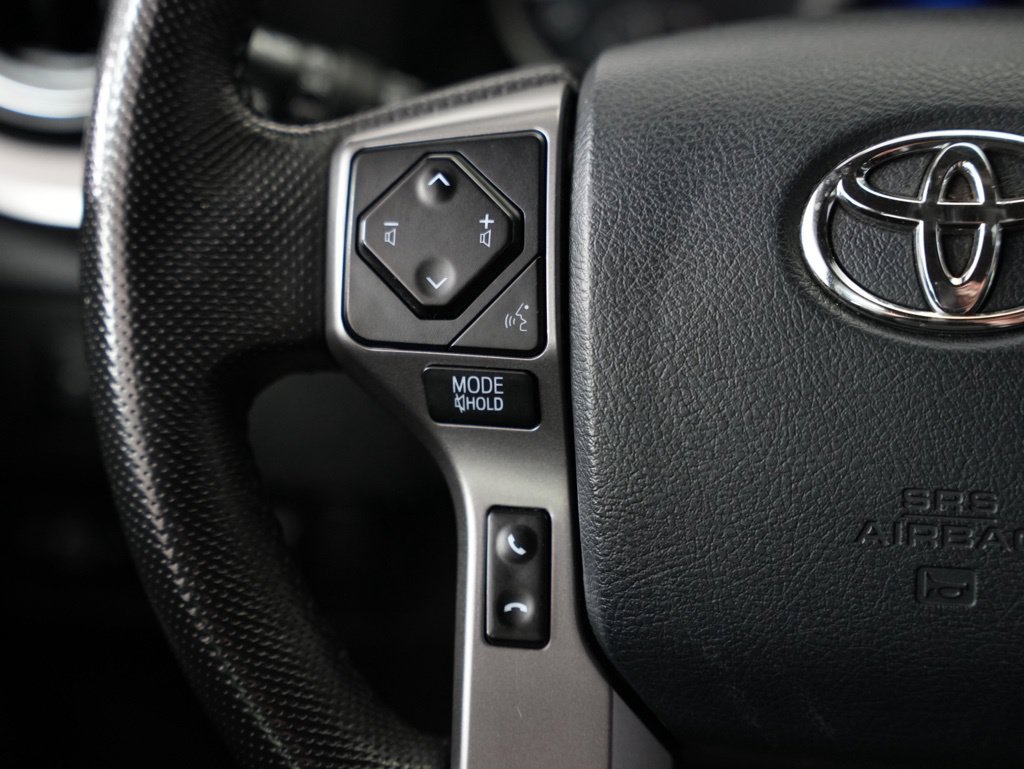 Used 2020 Toyota Tacoma Limited AWD/4WD image 12