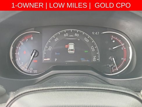 Used 2025 Toyota RAV4 XLE FWD image 3