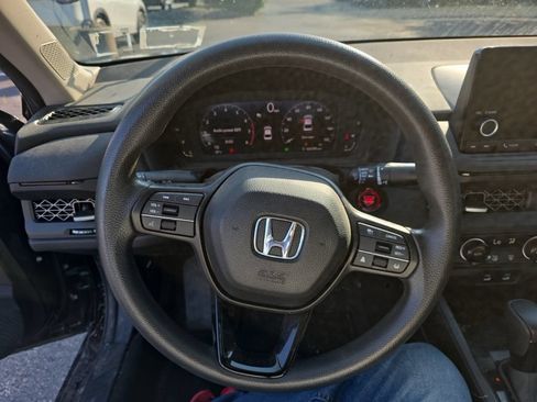 Used 2024 Honda Accord EX image 13