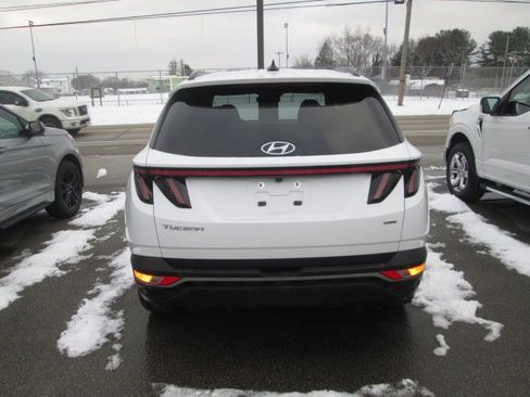Used 2022 Hyundai Tucson SEL w/ Convenience + Premium Package image 3